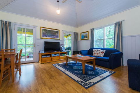 Bendigo Cottages Bed And Breakfast - Local Tourism 1
