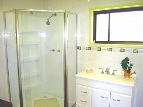 Winton Bethal Accommodation Unit - Local Tourism 7