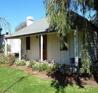 Cameron's Cottage - Local Tourism