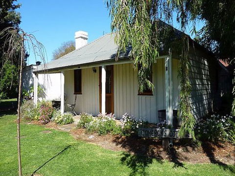 Cameron's Cottage - Accommodation Australia 0