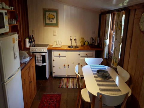 Cameron's Cottage - Accommodation Australia 1