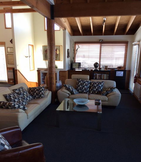 Cloud 9 Alpine Lodge - Local Tourism 4