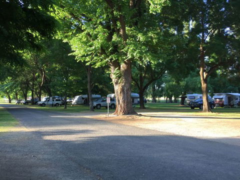 Colac Colac Caravan Park - Local Tourism 1