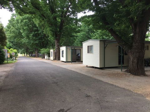 Colac Colac Caravan Park - Local Tourism 4
