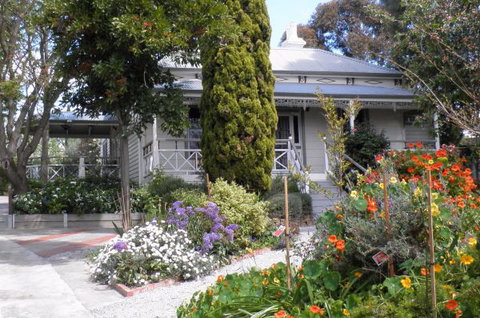 Fairbank House - Accommodation Australia 0