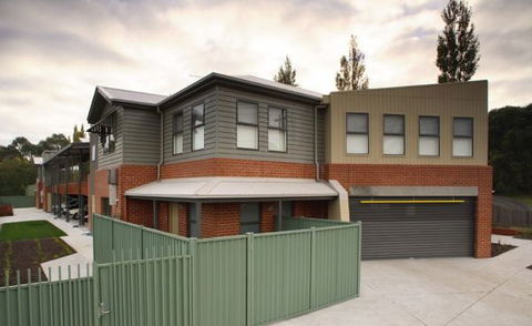 FedUni Living - Accommodation Australia 0
