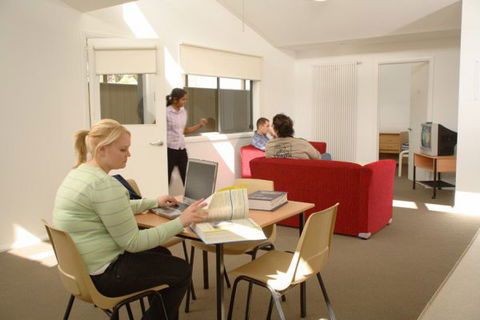 FedUni Living - Accommodation Australia 4