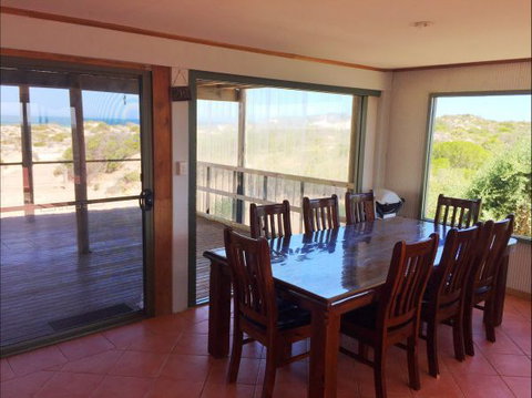Fowlers Bay Beach House - Accommodation Australia 4