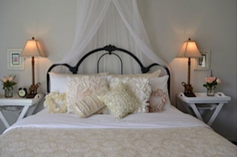 Garden Cottage B And B - Local Tourism 0