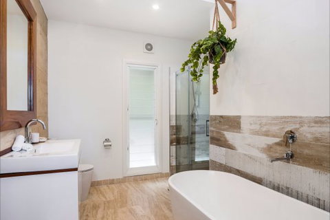 Hinterland Harmony - Local Tourism 9