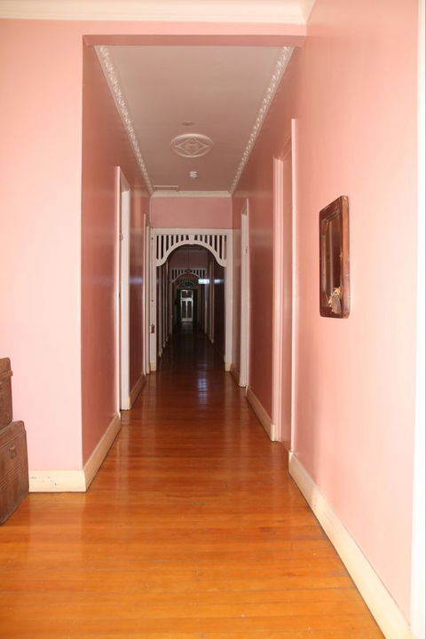 Hotel Corones Charleville - Local Tourism 6