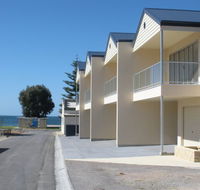 Karen's Cabins and Apartments - Local Tourism