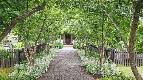 Kyneton Old Rectory - Local Tourism 3