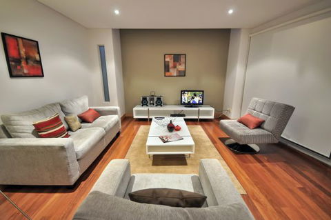 La Loft Apartments - Accommodation Australia 3