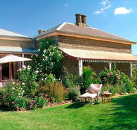 Lochinver Farm Homestead and Cottages - Accommodation Australia