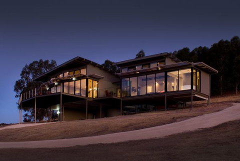 McLaren Eye - Local Tourism 1