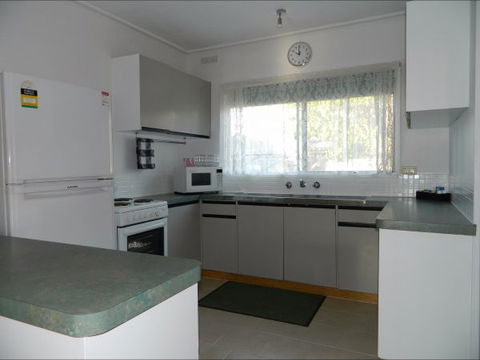 Melaleuca Grove Holiday Units & Motor Inn - Accommodation Australia 6