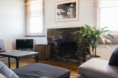 Mount Ophir Estate - The Gatehouse - Local Tourism 0