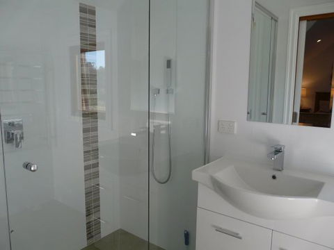 Paringa Grove Homestead - Local Tourism 6