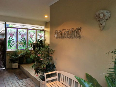 Palm Haven Bed And Breakfast - Accommodation Australia 1