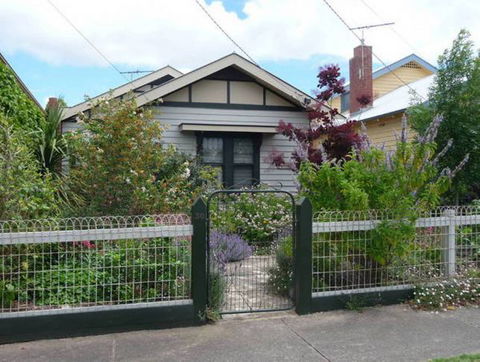 Prater's Cottage - Local Tourism 0