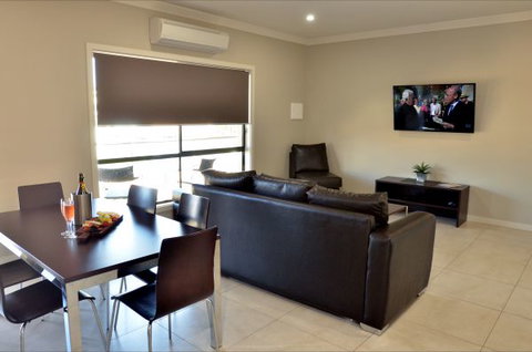 Renmark Holiday Apartments - Accommodation Australia 5