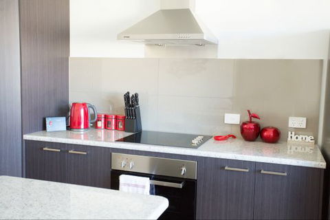 RED FIN Part Of BLUE FIN HOLIDAY HOMES - Accommodation Australia 9