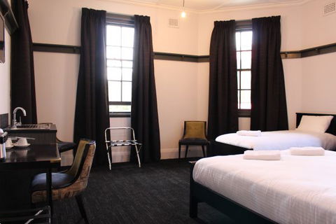 Royal Hotel Ryde - Accommodation Australia 6