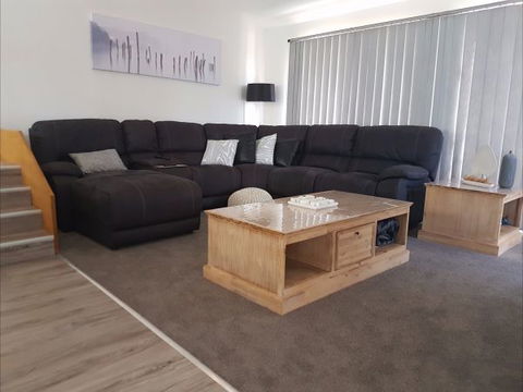 Sass Abode - Accommodation Australia 4