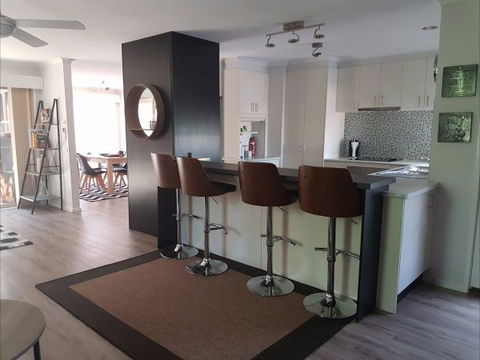 Sass Abode - Accommodation Australia 7