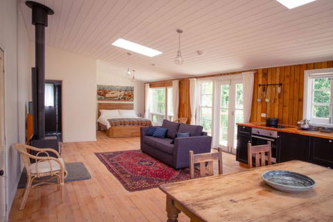 Sandalwood Shearing Shed - Accommodation Australia 0