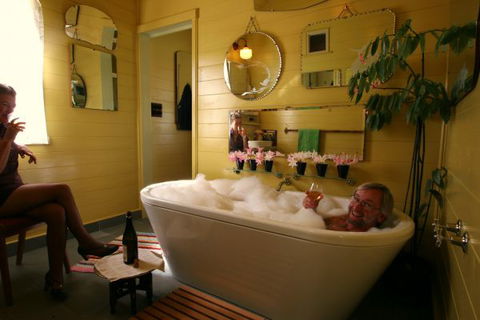 Shurdingtons Cottage - Accommodation Australia 2