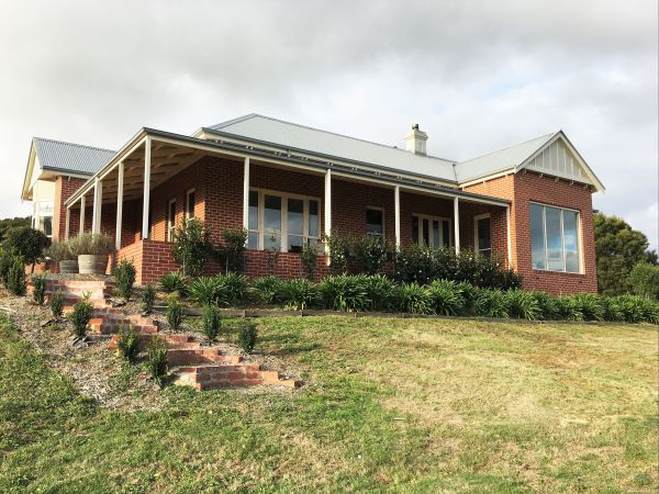 Glenburn VIC Accommodation Australia
