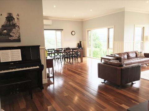 Shearer's Hill - Luxury Farm Stay - Australia Shopping 1