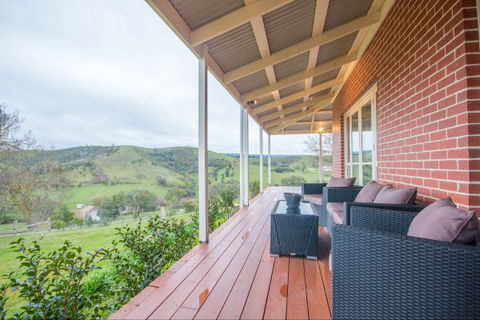 Shearer's Hill - Luxury Farm Stay - Australia Shopping 6