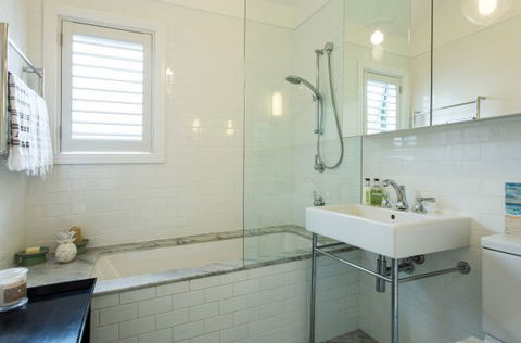 Stylish Interiors In The Bay - Accommodation Australia 7
