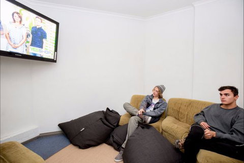 The Nook Backpackers - Accommodation Australia 4