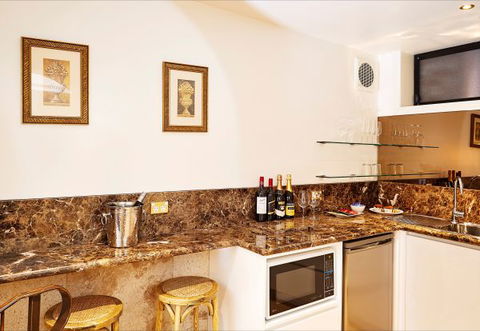 The Suites, Villa Belgravia - Local Tourism 3