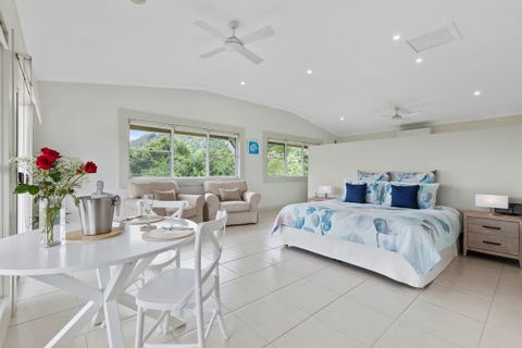 The Country House At Hunchy Luxury Bed And Breakfast Accommodation - Accommodation Australia 4
