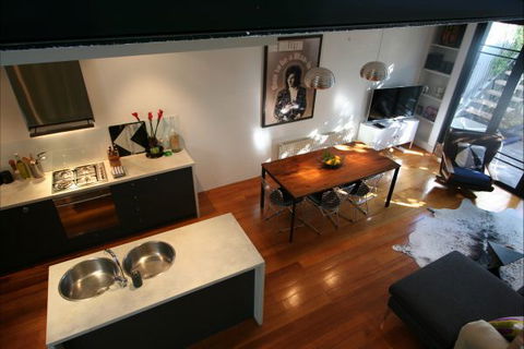 Two Five Zero / Richmond - Local Tourism 3