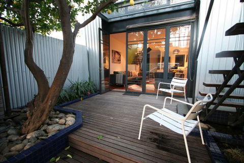 Two Five Zero / Richmond - Local Tourism 8
