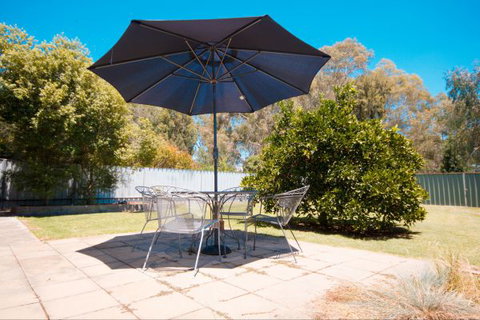 Wang Stays And Short Stops - Local Tourism 4