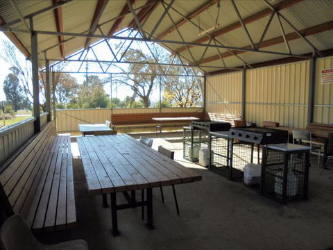 Wagga Wagga Tourist Park - Accommodation Australia 7