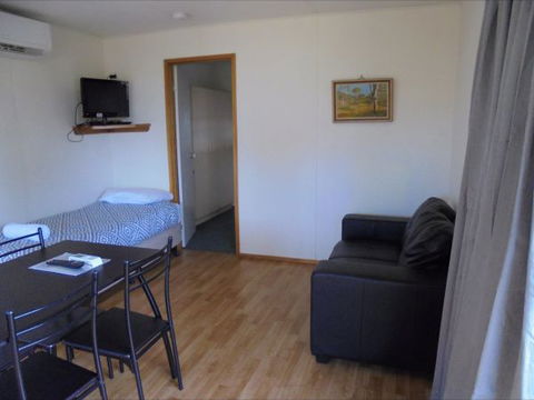 Wagga Wagga Tourist Park - Accommodation Australia 8