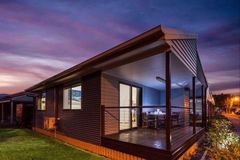 Woodgate Beach Tourist Park - Accommodation Australia 2