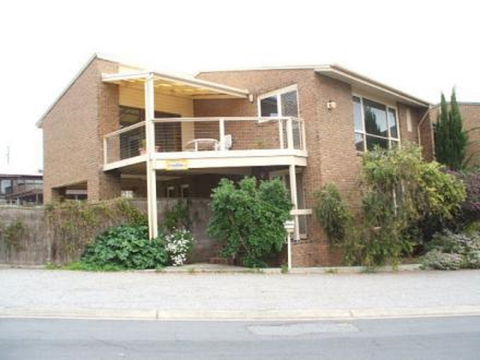 1/3 Strangways - Accommodation Australia 0