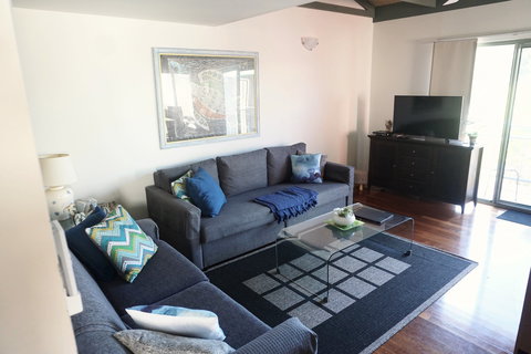 6 Point Lookout Beach Resort - Local Tourism 2