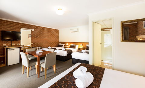 Advance Motel - Local Tourism 2