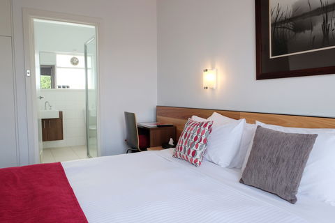 Apartments Of South Yarra - Local Tourism 4