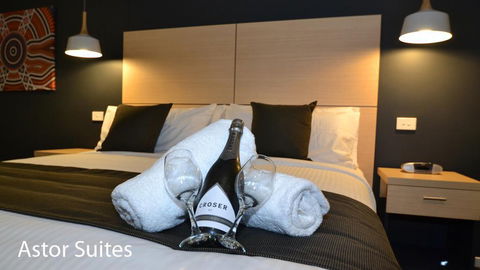 Astor Hotel And Astor Suites - Bed n Breakfasts 2